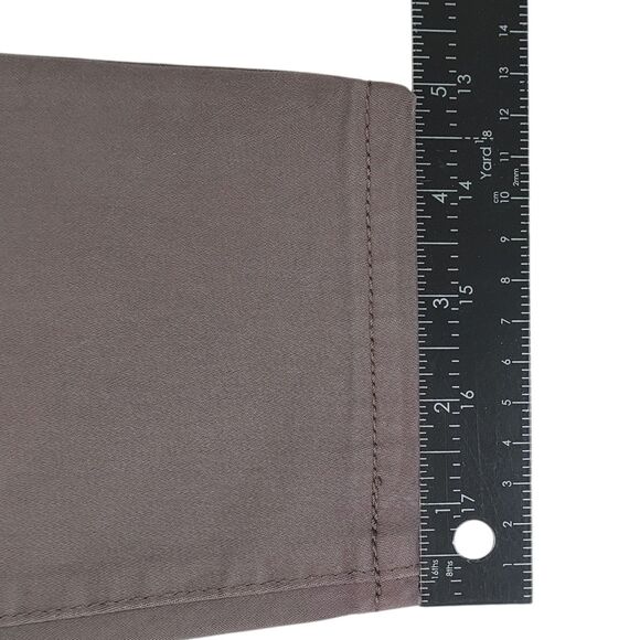 NWT Maurices Women’s Maternity Over The Bump Jegging Pants Size Medium Long - Picture 8 of 16